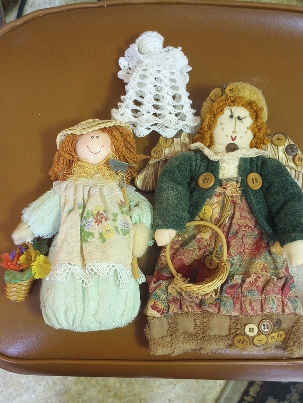 Country Angel 3-Piece Vintage Decor Collection. Green Cream White Red Yellow Tan